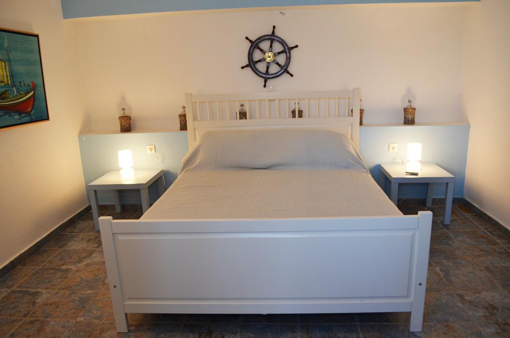 Villa Romanza Beach Villa Chalki Town Ruang foto